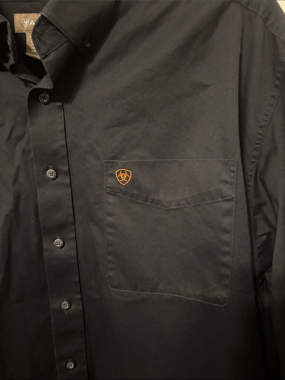 Ariat Solid Twill Classic Fit Shirt - Picture 4 of 12